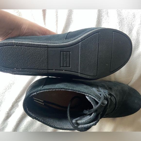 Toms Black Ankle Boots - Picture 4 of 5